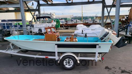 Boston Whaler Sakonnet Tekniset tiedot ja arvostelut 